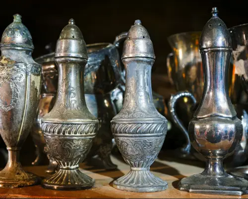 Silver & Decorative Art